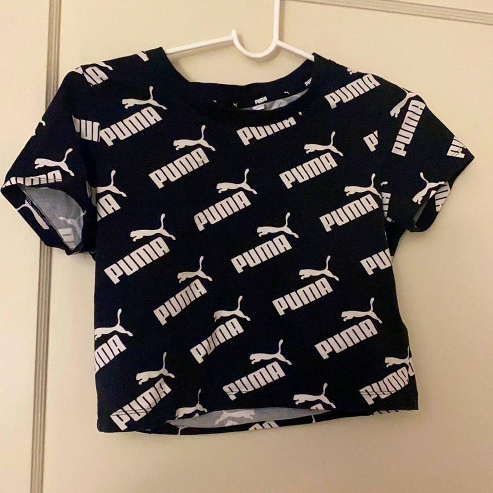 puma black and white crop top size: M